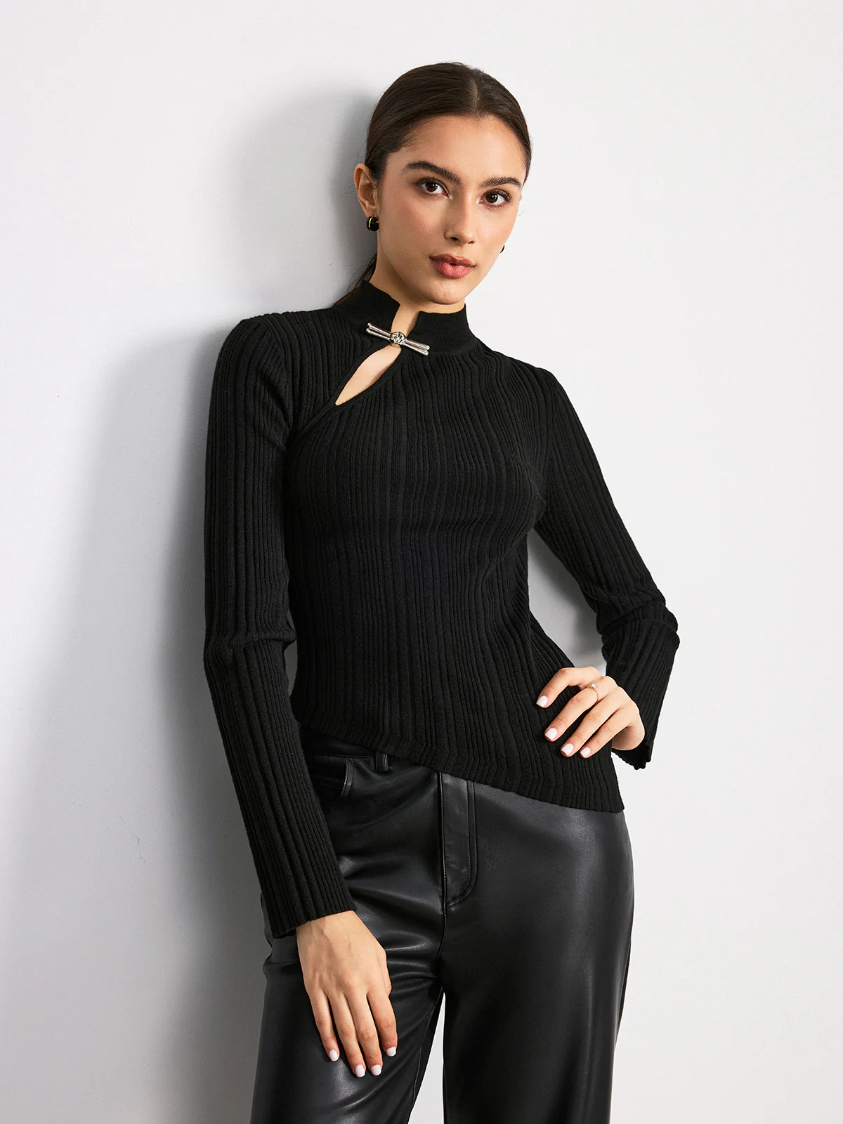Metal Knot Detail Asymmetric Ribbed Sweater - Wholesalesil