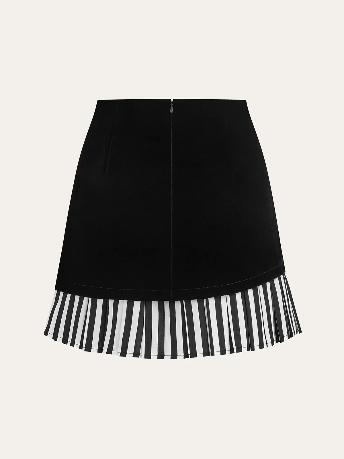 Asymmetric Contrast Striped Hem Mini Skirt - Wholesalesil
