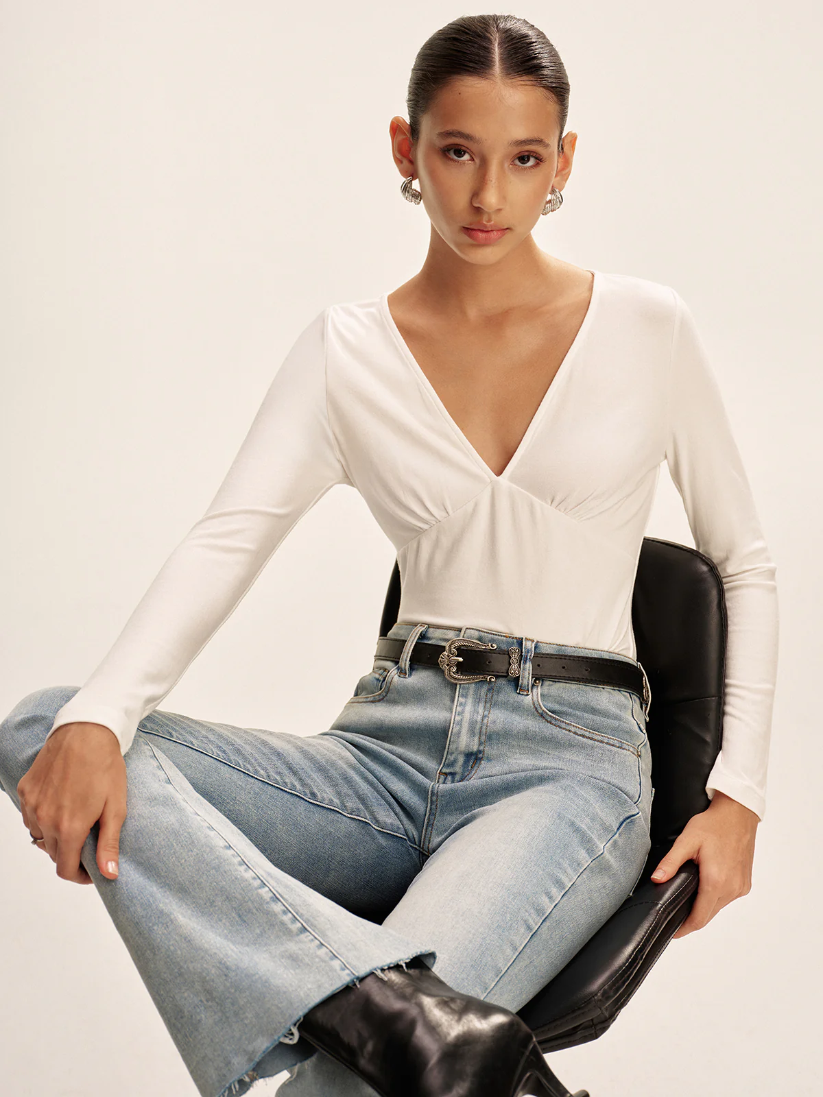 V-Neck Long Sleeve Fitted T-Shirt - Wholesalesil