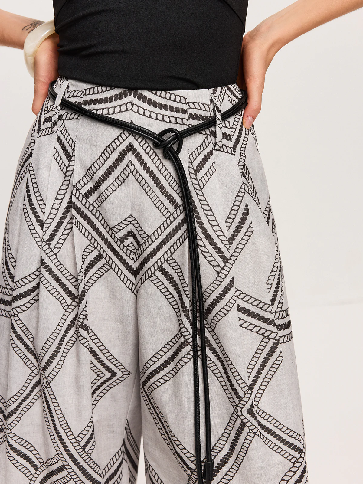 Geometric Print Belted Wide-Leg Pants - Wholesalesil
