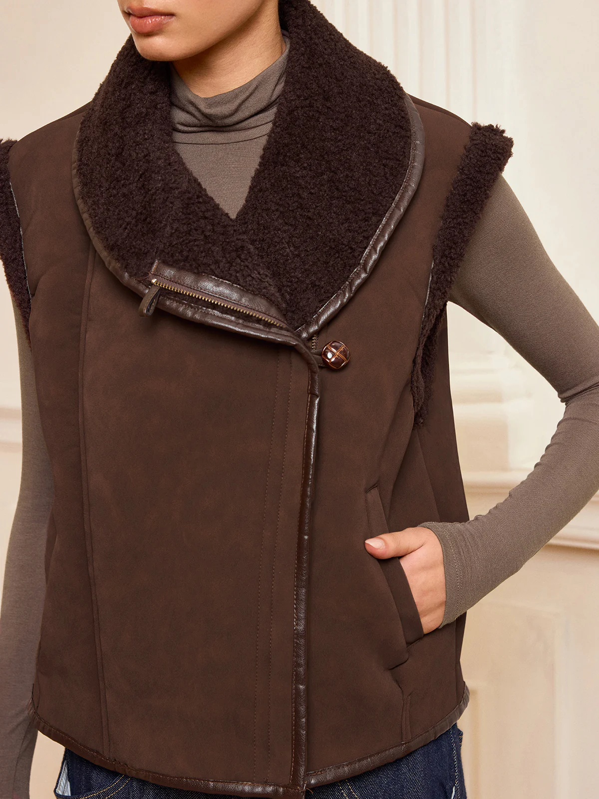 Collared Zip-Up Shearling Vest - Wholesalesil