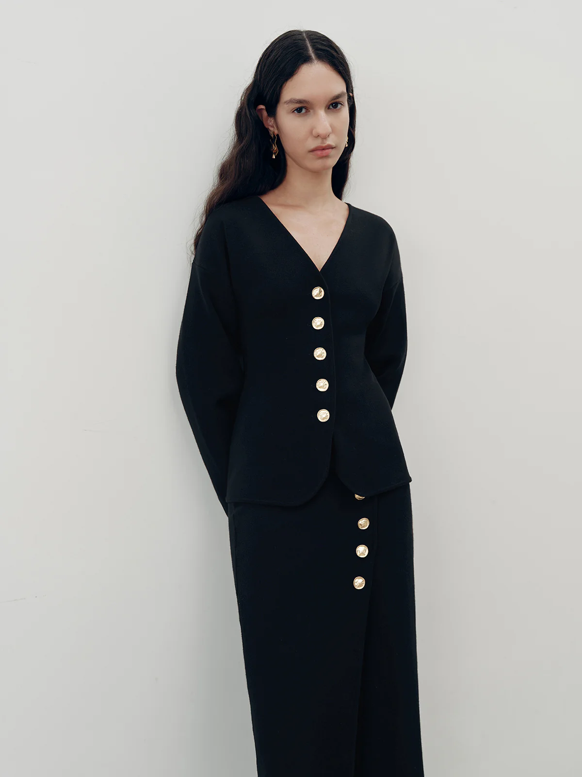 Metal Button V-Neck Cardigan - Wholesalesil