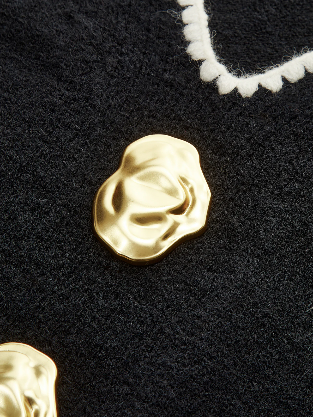 Buttoned Contrast Fringe Split Sweater - Wholesalesil