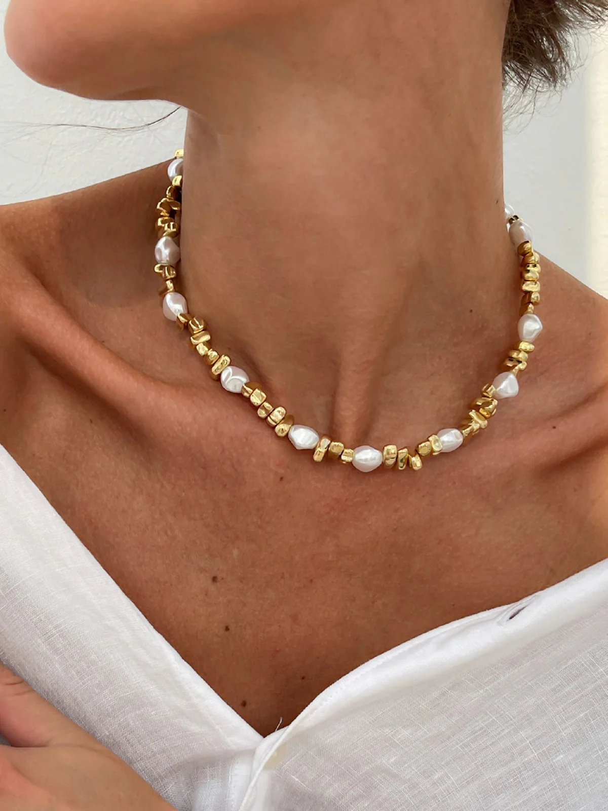 Pearl & Gold Beaded Choker Necklace - Wholesalesil