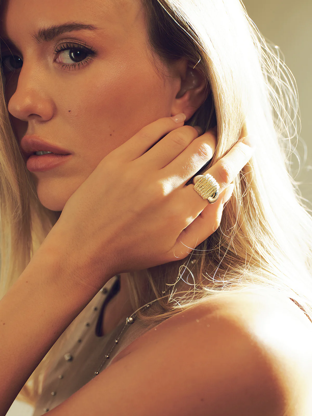 Two-Tone Textured Ring - Wholesalesil