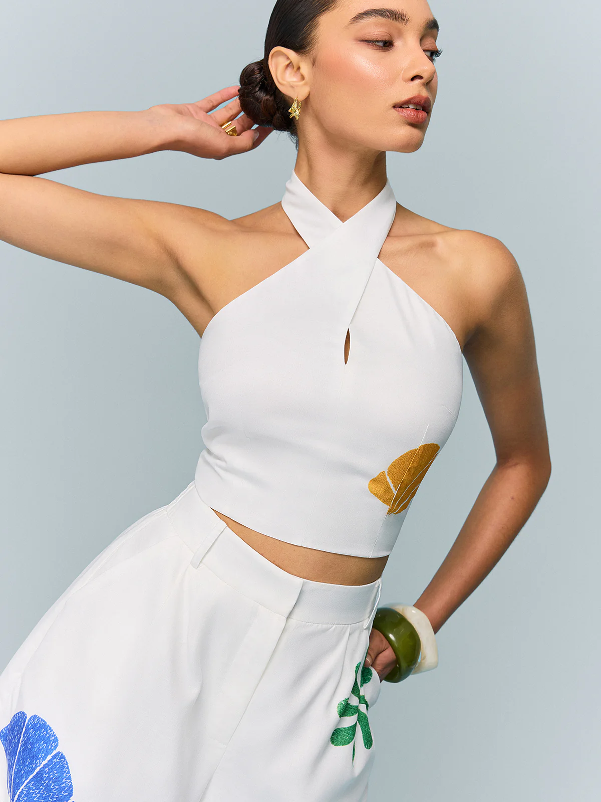 Halter-Neck Crop Top and Printed Shorts Set - Wholesalesil