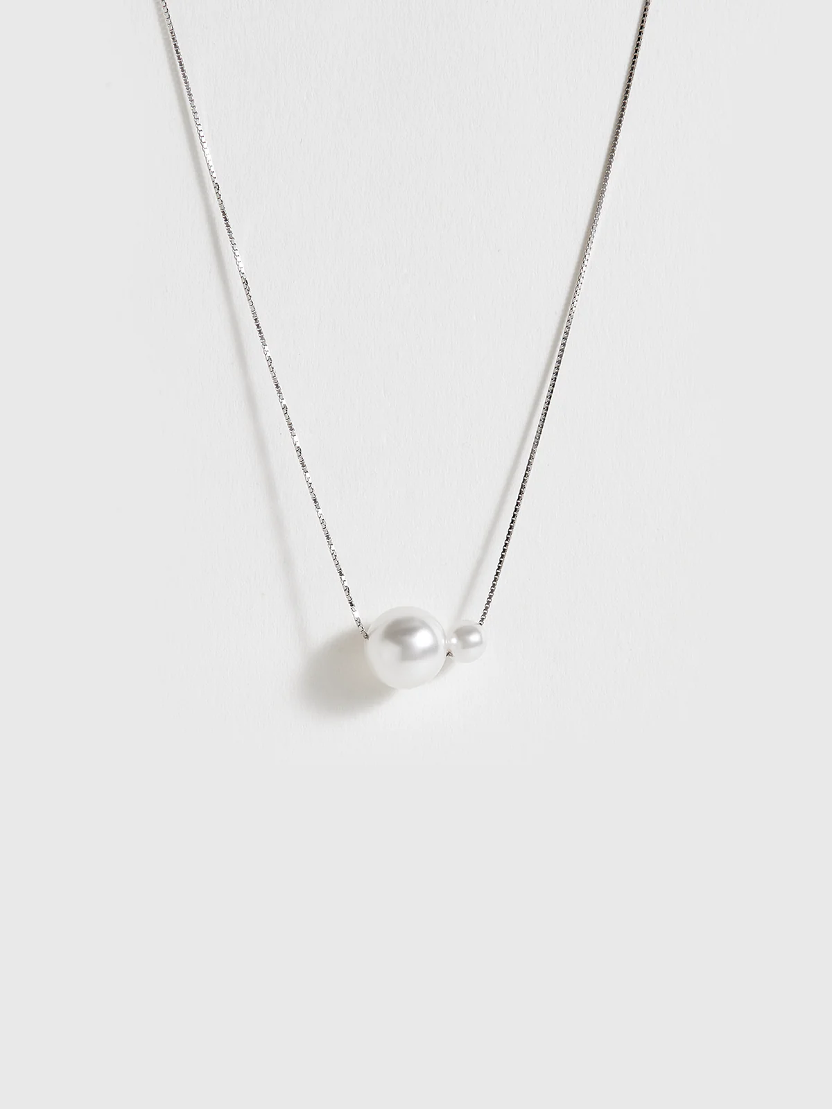 Dual Pearl Pendant Necklace - Wholesalesil
