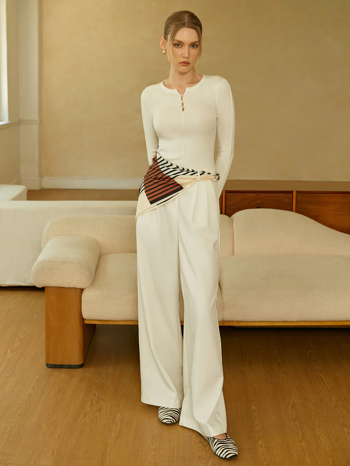 Wool Blend Button-Detailed Neck Sweater - Wholesalesil