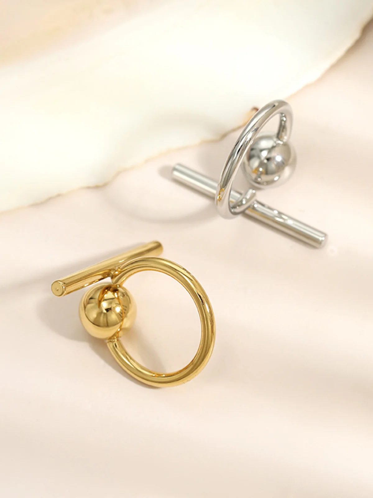 Gold Tone Geometric Statement Ring - Wholesalesil