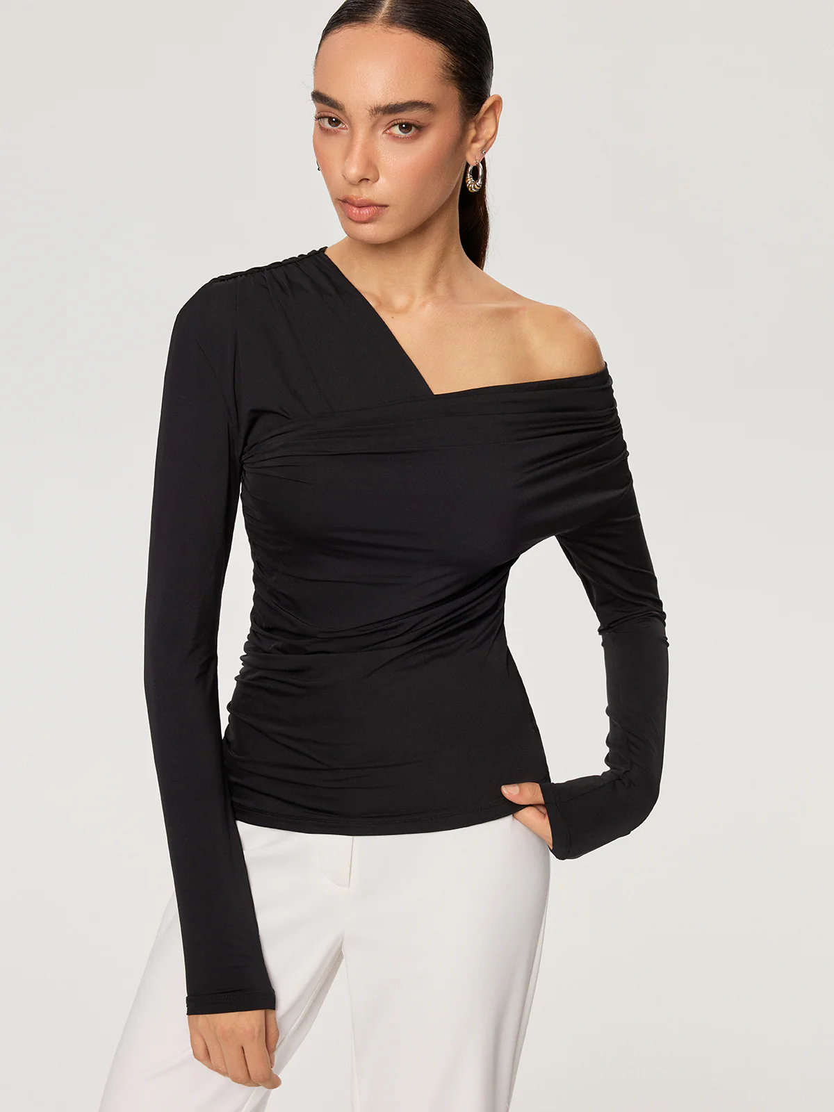 Off-Shoulder Ruched T-Shirt - Wholesalesil